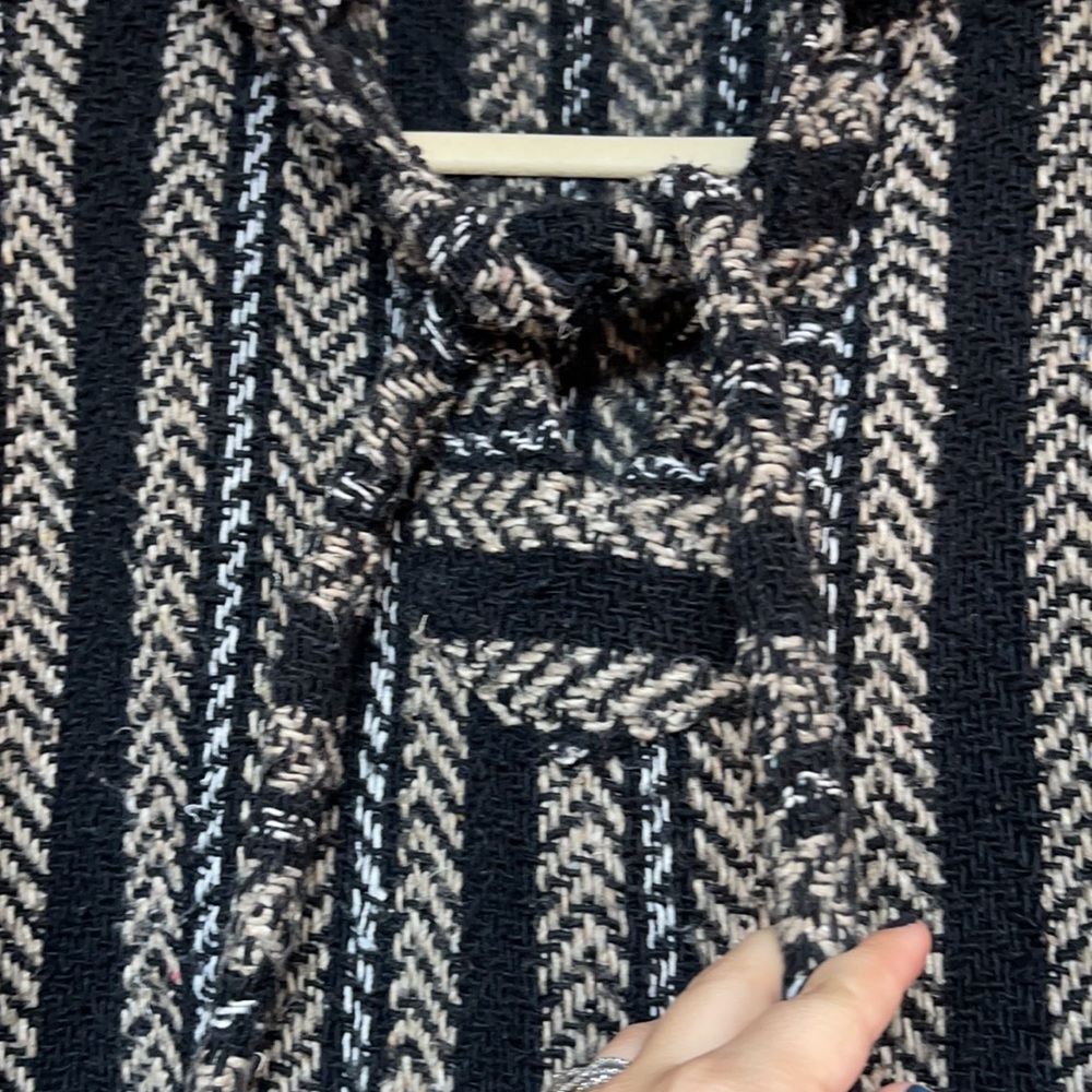 Pullover - Picture 4 of 8
